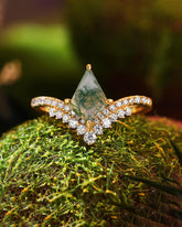 LINDELISE Kite Cut Moss Agate Engagement Ring with Curved Cluster Accents