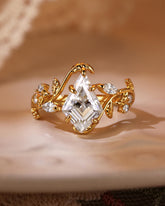KENDRIA Leaf Vine Twist Kite Cut Moissanite Engagement Ring