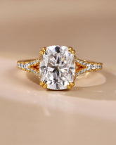 REGINA Double Claws Cushion Cut Moissanite Hiden Halo Engagement Ring