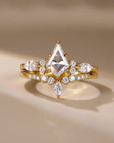 CELESTIA Vintage Kite Cut Moissanite Engagement Ring Set