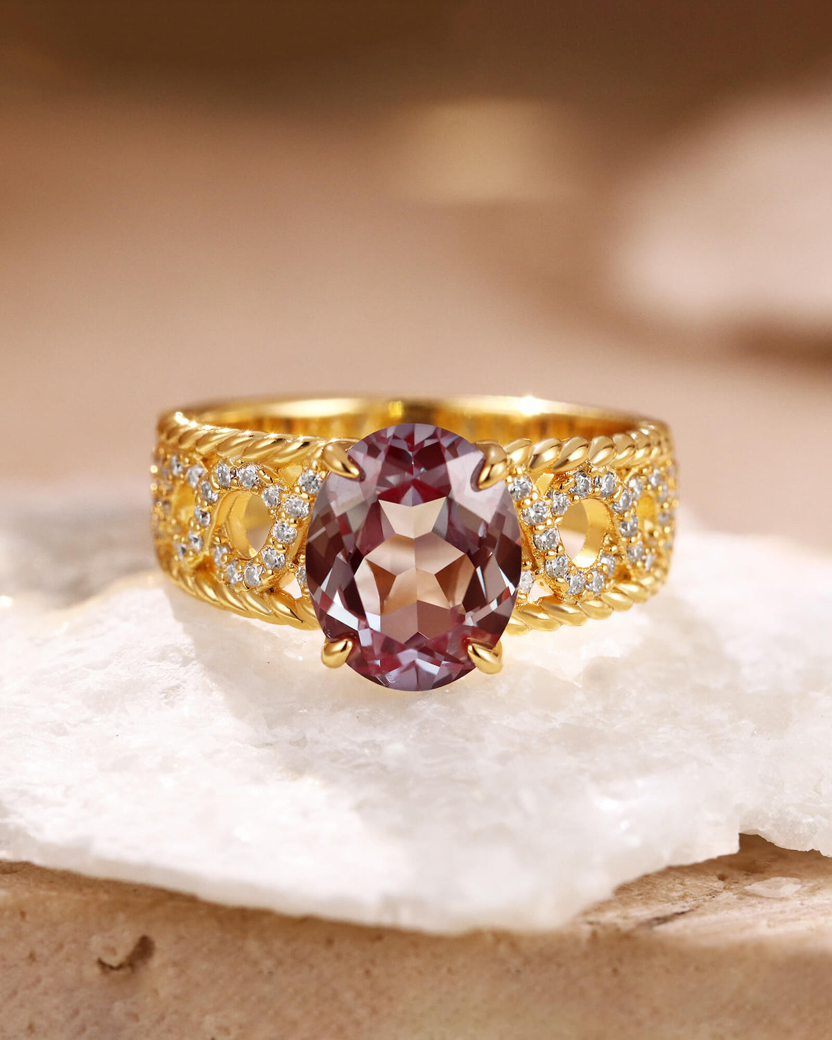 AMETHYSTA Hollowed Infinity Band Oval Cut Alexandrite Engagement Ring