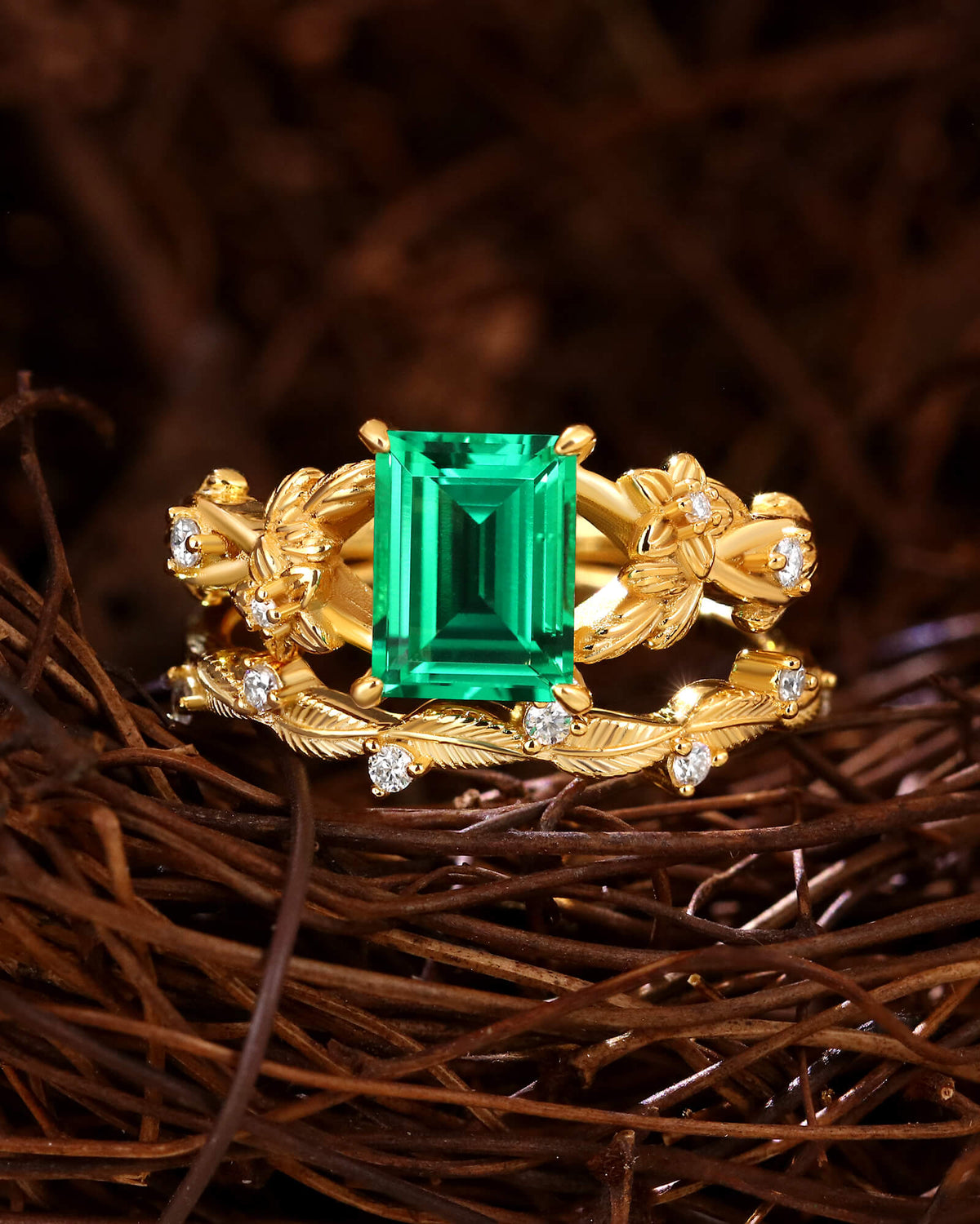 AVELINE Nature Inspired Emerald Cut Emerald Leafy Fairy Ring Set