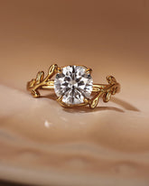 ROSA Leaf Twist Round Cut Solitaire Engagment Ring