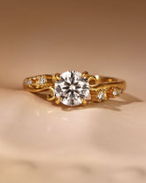 ALTA Vine Twist Round Cut Promise Ring