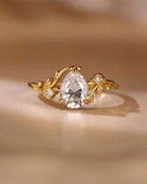 DAISY Pear Cut Moissanite Twig Engagement Ring