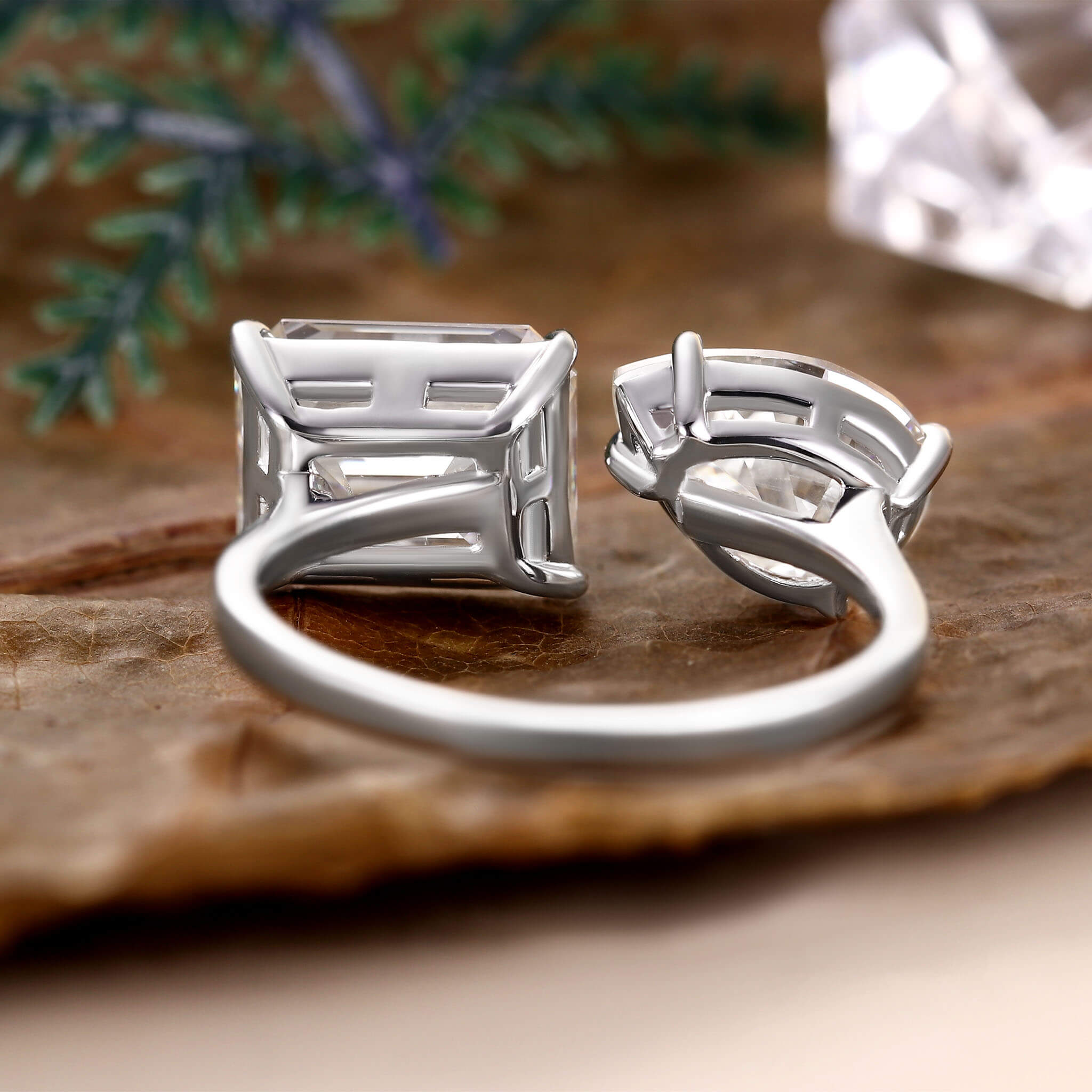 AMARYS Emerald & Pear Cut Moissanite Two Stone Engagement Ring Open Toi et Moi Ring AMARYS Emerald & Pear Cut Moissanite Two Stone Engagement Ring Open Toi et Moi Ring