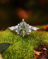 YUNA Unique Three Stone Pear Cut Moss Agate Twist Engagement Ring