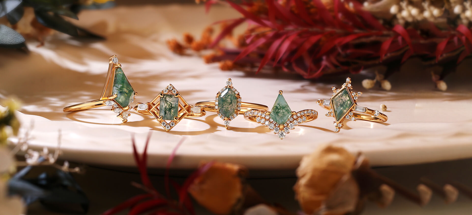 Vintage-inspired moss agate ring set