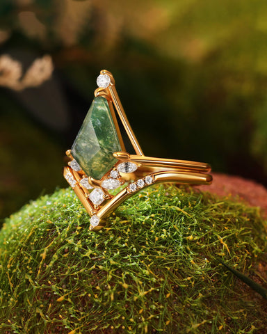 TREMYLA Stylish Art Deco Kite Moss Agate Unique Bridal ring Set