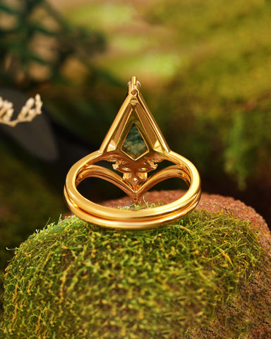 TREMYLA Stylish Art Deco Kite Moss Agate Unique Bridal ring Set