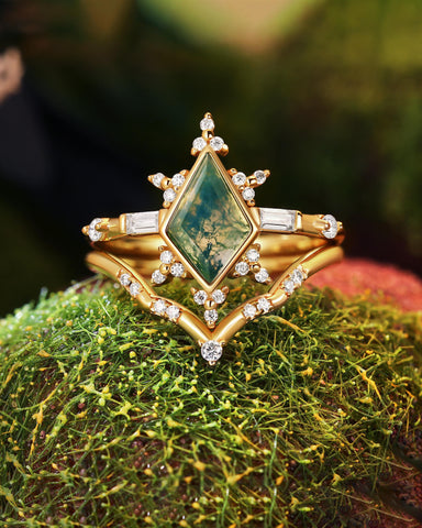 SYLVETTE Unique Moss Agate Bridal ring