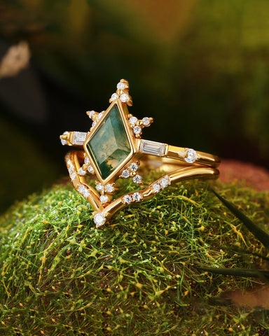 SYLVETTE Unique Moss Agate Bridal ring