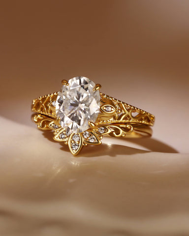 NOVALIE Vintage Floral Oval Shaped Moissanite Engagement Ring Set