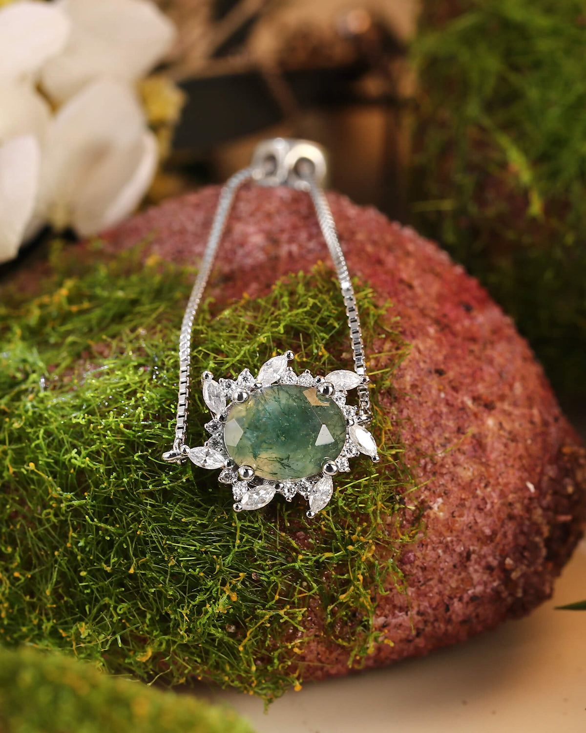 YASMIN Oval Cut Moss Agate Moissanite Cluster Halo Bracelet