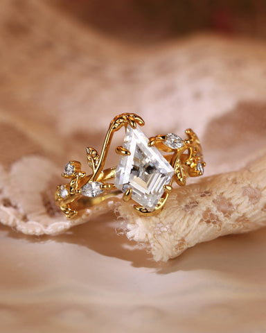 KENDRIA Leaf Vine Twist Kite Cut Moissanite Engagement Ring
