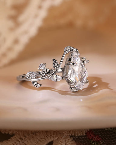 KENDRIA Leaf Vine Twist Kite Cut Moissanite Engagement Ring