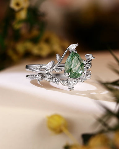 EVELYN Moss Agate Pear Cut Vine Engagement Ring Set