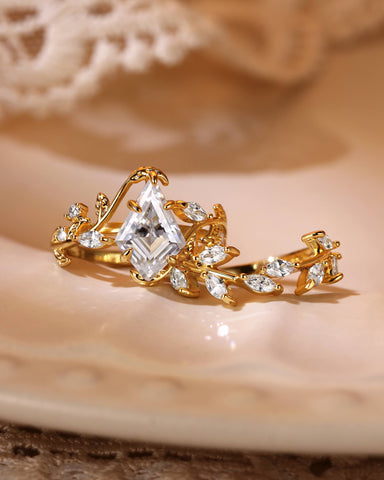 KENDRIA Leafy Kite Cut Moissanite Engagement Ring Set