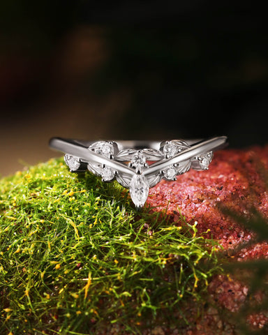 RILEY Leaf Inspired Moissanite Wedding Band Stackable Ring