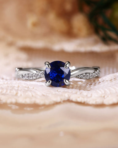 CIELO Twisted Round Cut Sapphire Engagement Ring