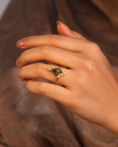 CEDRUS Natural Kite Moss Agate Alternative Engagement ring