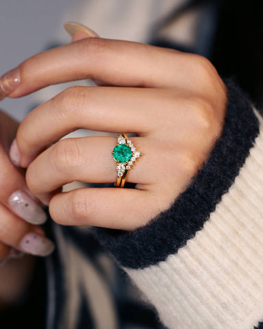 VIRELUNE Round Shaped Lab Emerald Engagement Ring Set