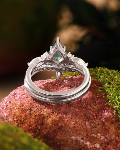FIRANO Vintage Kite Shaped Moss Agate and Diamond Engagement Ring Set