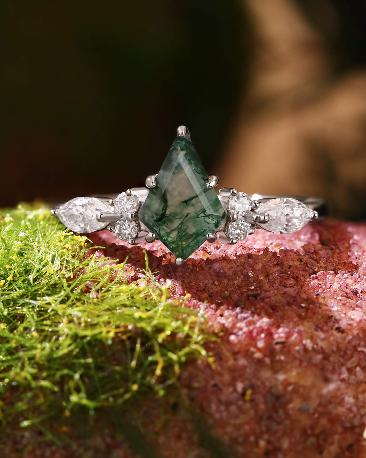 LUSEER Kite Cut Moss Agate Cluster Engagement Ring