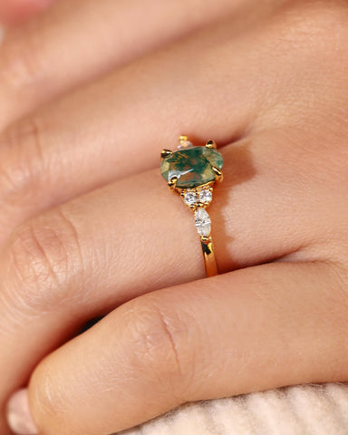 VERN Gorgeous Cluster Oval Moss Agate Engagement Ring