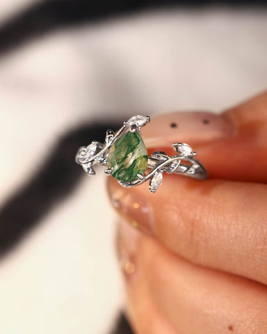DALE Nature Inspired Pear Cut Moss Agate Leafy Ring