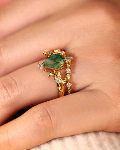 EVELYN Moss Agate Pear Cut Vine Engagement Ring Set