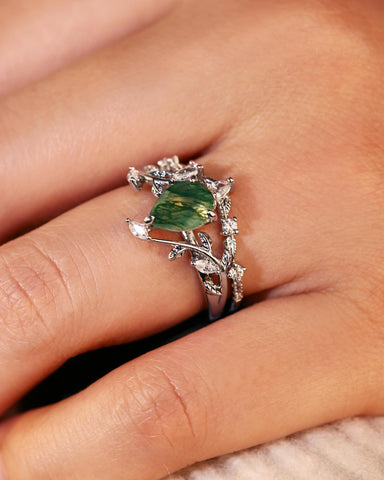 EVELYN Moss Agate Pear Cut Vine Engagement Ring Set