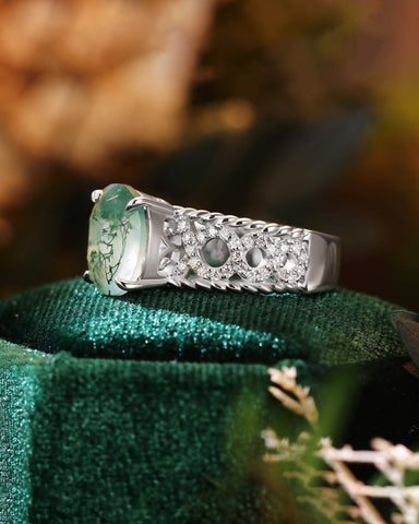 SYLVETRA Oval Shaped Moss Agate Antique Infinity Ring