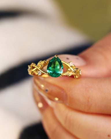 HAZEL Eternal Embrace Pear Cut Emerald Engagement Ring With Split Shank