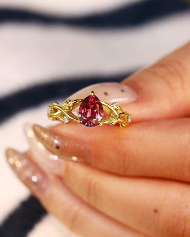 LAUREL Pear Cut Alexandrite Leaf Engagement Ring