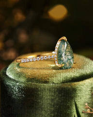 DANIELLA Pear Shaped Moss Agate Engagement Ring