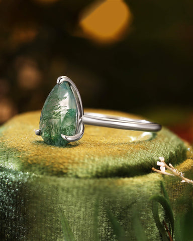 LARK Pear Moss Agate Solitaire Engagement Ring