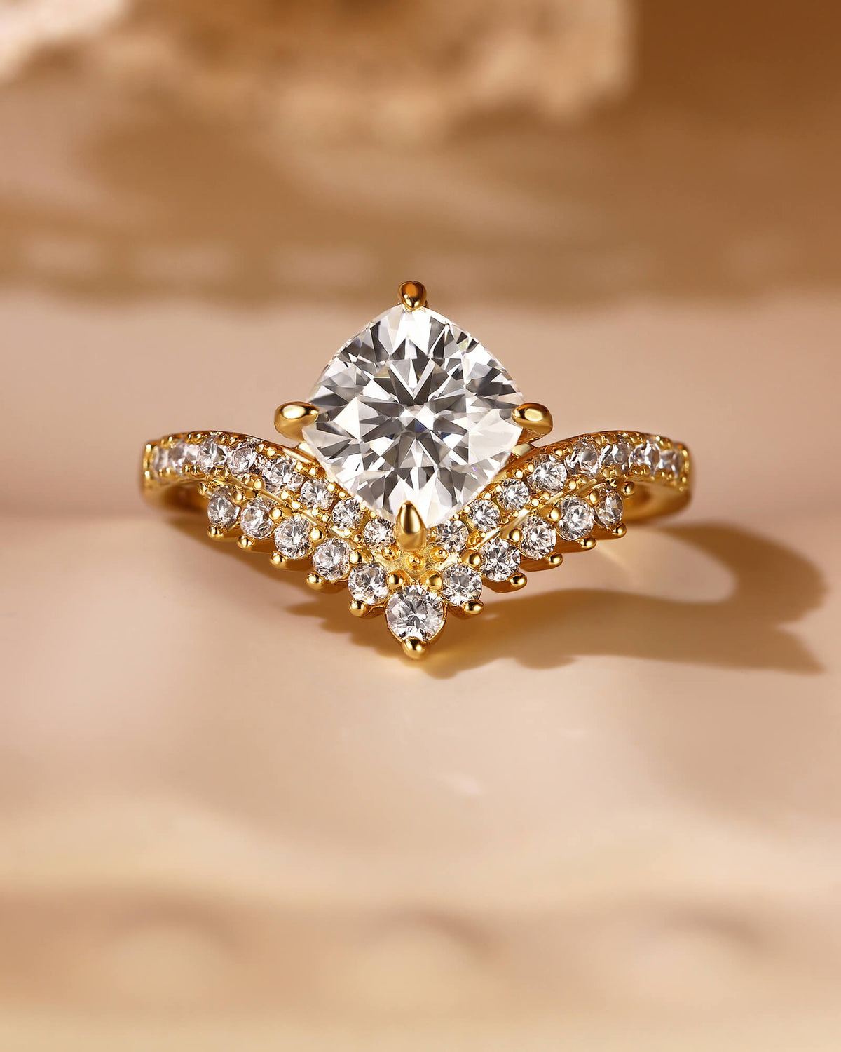 AISLING Cushion Cut Moissanite Cluster Curved Fairy Engagement Ring