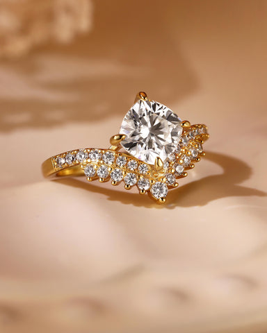 AISLING Cushion Cut Moissanite Cluster Curved Fairy Engagement Ring