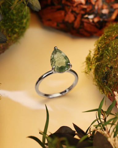 LARK Pear Moss Agate Solitaire Engagement Ring