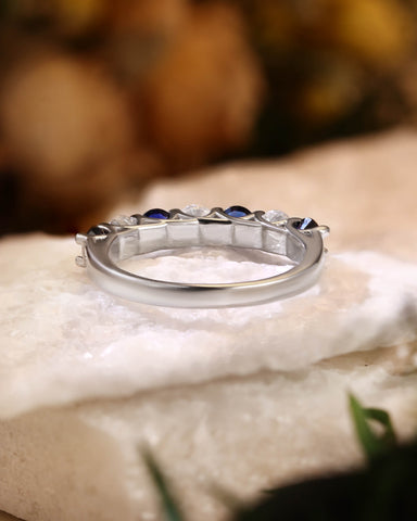 MOLLY Alternating 7-Stone Classic Sapphire and Moissanite Ring