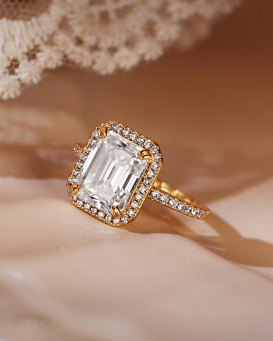 VIRELAI Double Claw Halo Emerald Cut Moissanite Pave Engagement Ring