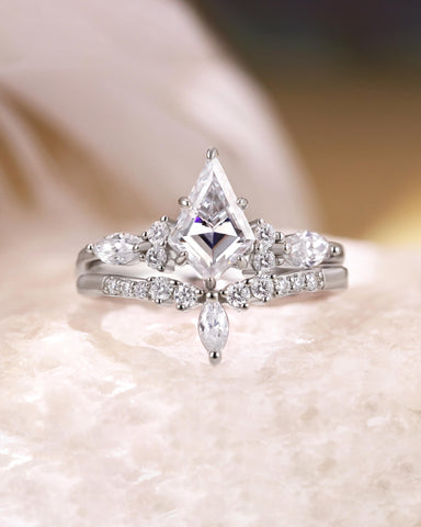 CELESTIA Vintage Kite Cut Moissanite Engagement Ring Set