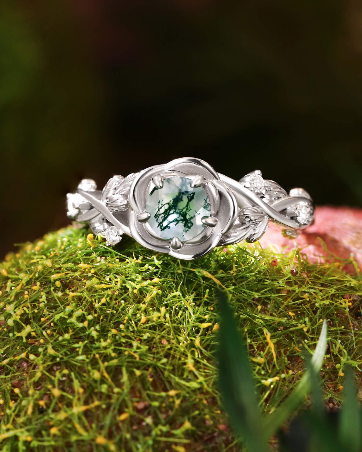 AMORA Rose Encircled Moss Agate Leafy Engagement Ring