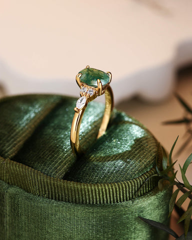 VERN Gorgeous Cluster Oval Moss Agate Engagement Ring