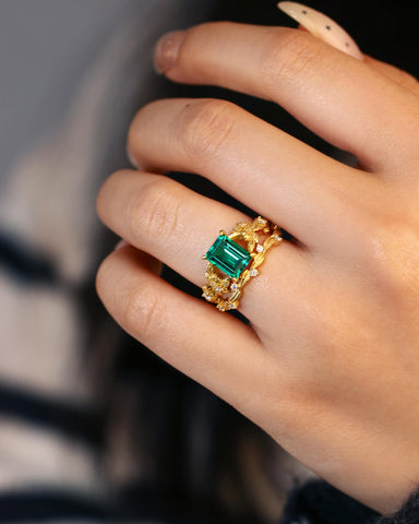 AVELINE Nature Inspired Emerald Cut Emerald Leafy Fairy Ring Set