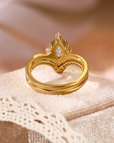 ESTELLE Marquise & V Shaped Moissanite Bridal Set Ring
