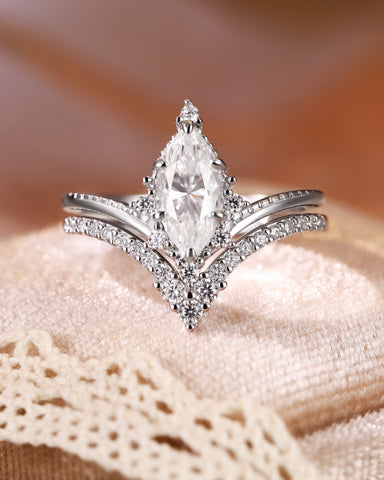 ESTELLE Marquise & V Shaped Moissanite Bridal Set Ring