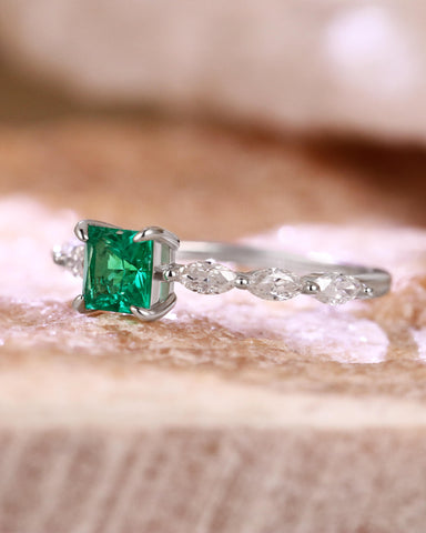 MAEVE Princess Cut Emerald Promise Ring Dainty Engagement Ring with Trio Side Stones