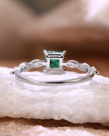 MAEVE Princess Cut Emerald Promise Ring Dainty Engagement Ring with Trio Side Stones